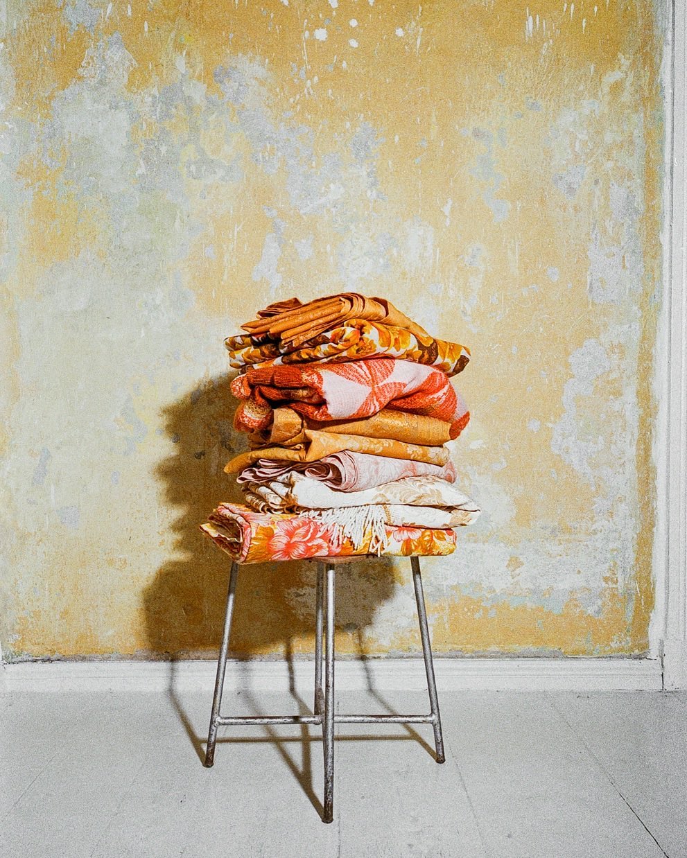 Stos materiałów vintage